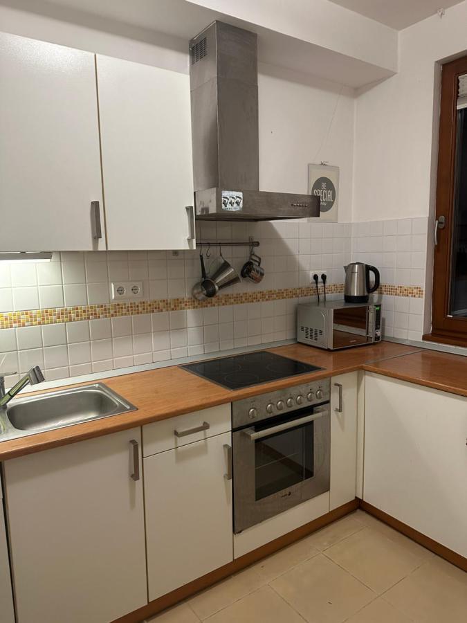 Central Apartment With Balcony Budapeste Exterior foto