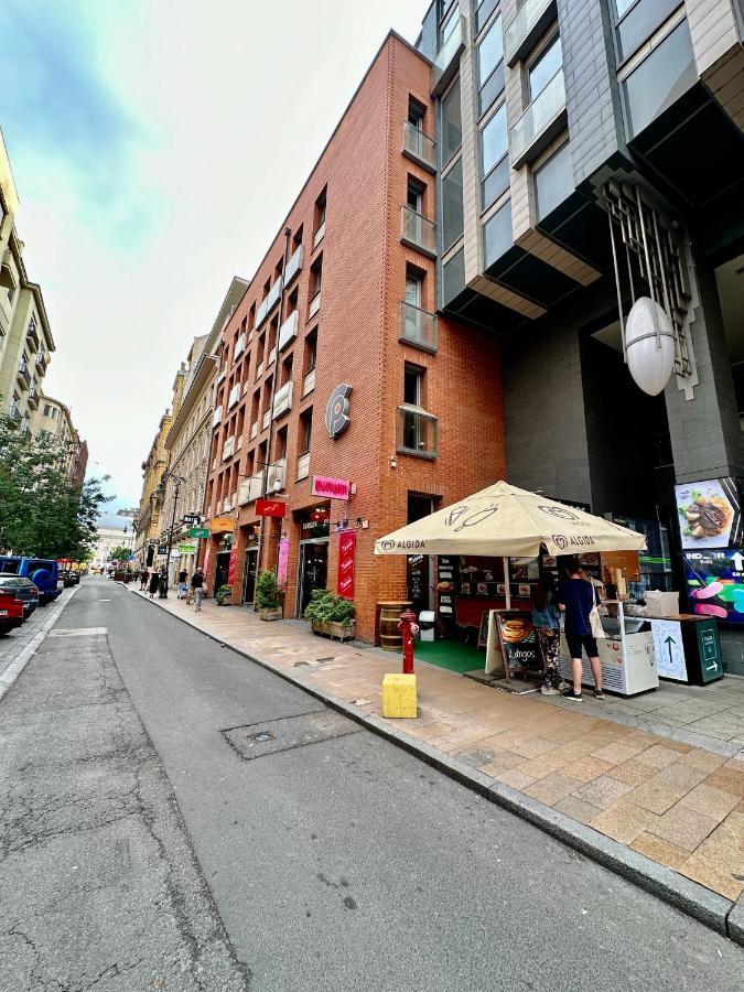 Central Apartment With Balcony Budapeste Exterior foto