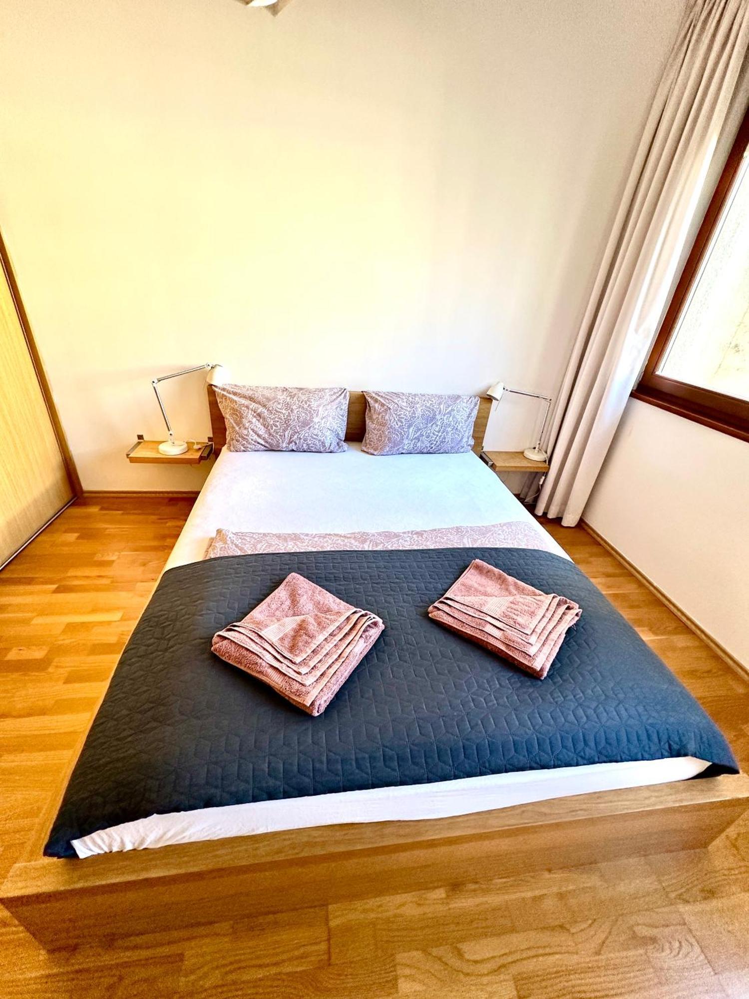 Central Apartment With Balcony Budapeste Exterior foto