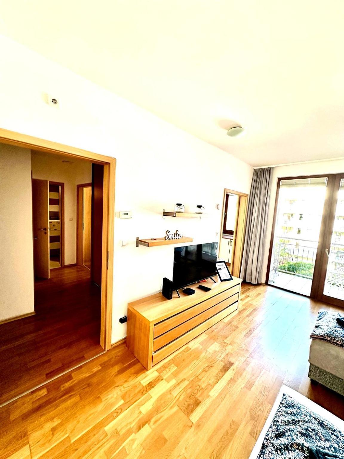 Central Apartment With Balcony Budapeste Exterior foto